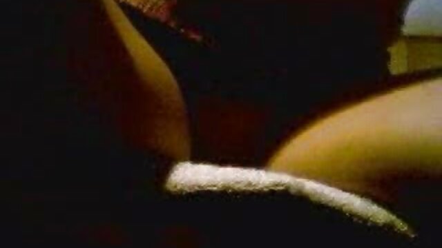 ಹೈ ಡೆಫಿನಿಷನ್ :  ಪೆಟೈಟ್ ಹದಿಹರೆಯದ ತರುಣಿ ಎತ್ತರದ ಹಿಂದಿಯಲ್ಲಿ ಮಾದಕ ಚಿತ್ರ ವೀಡಿಯೊ ಬಿಎಫ್ ಜೊತೆ ಫ್ಲರ್ಟಿಂಗ್ ವಯಸ್ಕರ ವಿಡಿಯೋ 