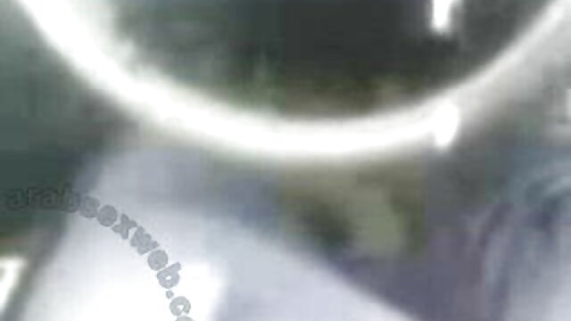 ಹೈ ಡೆಫಿನಿಷನ್ :  ಅಸಹ್ಯ ಹವ್ಯಾಸಿ ಶ್ಯಾಮಲೆ ಹೊರಬರಲು ಫಕ್ ಯಂತ್ರವನ್ನು ಬಳಸುತ್ತದೆ ಹಿಂದಿ ಚಿತ್ರದಲ್ಲಿ ಮಾದಕ ವಯಸ್ಕರ ವಿಡಿಯೋ 